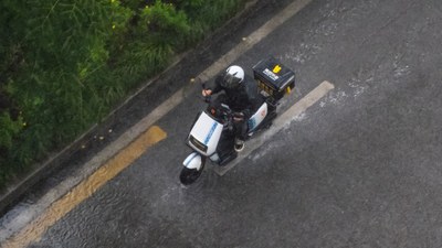 Weltumspannendes Gegenwarts-Epos