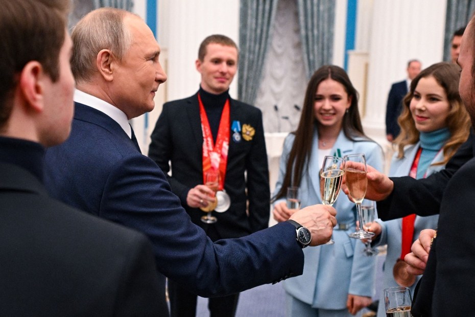 Aushängeschild: Für Putin sind die Sportler*innen aus dem russischen Olympia-Team wichtig für seine Propaganda