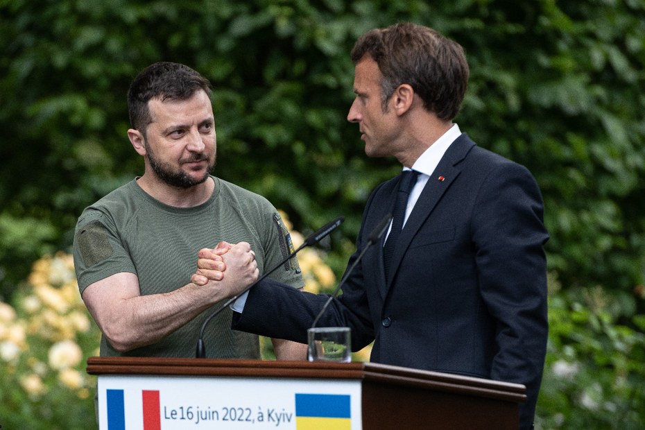 Wolodymyr Selenskyj Anfang Juli 2022 bei einem Treffen mit Emmanuel Macron, Olaf Scholz und Mario Draghi in Kiew