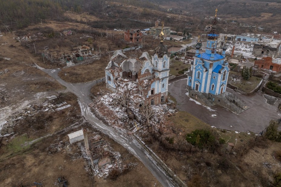 Die russischen Bomben zerstören alles: Zerstörte Kirchen in Donezk