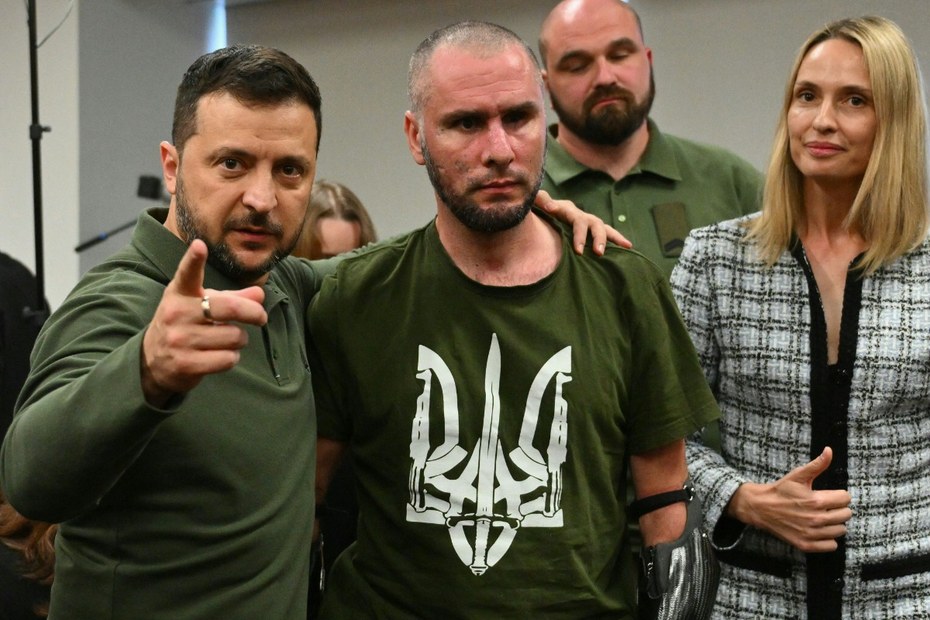 Mann der Medien: Wolodymyr Selenskyj besucht verwundete Soldaten in New York
