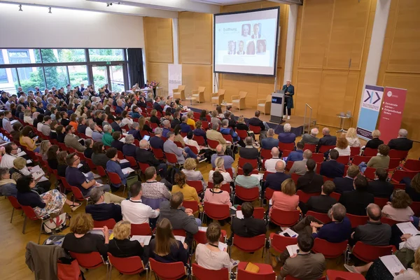 Kulturpolitische Narrative gestalten