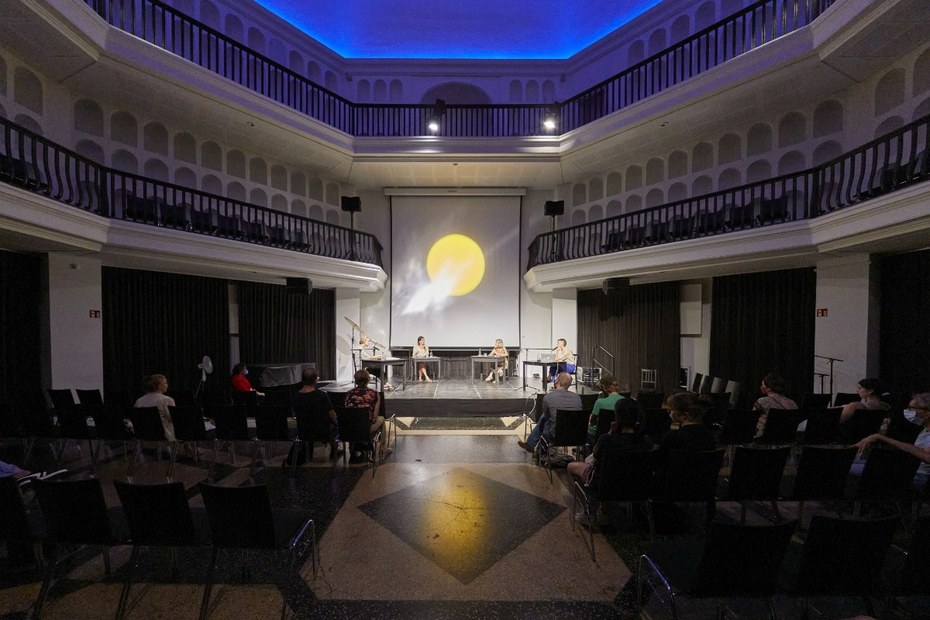 Die Kuppelhalle des silent green Kulturquartiers, der Festivalzentrale des 21. internationalen literaturfestivals in Berlin.
