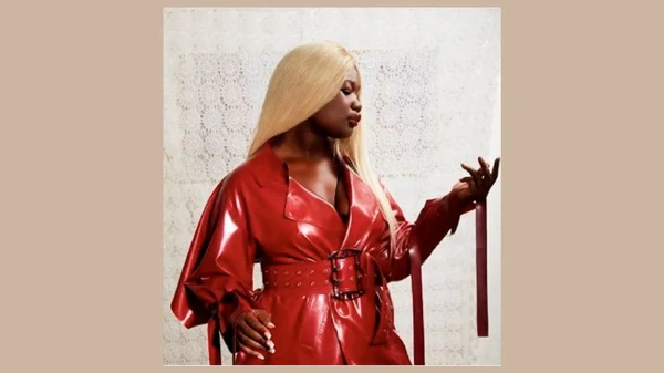 Christelle Oyiri: Musikerin und Produzentin