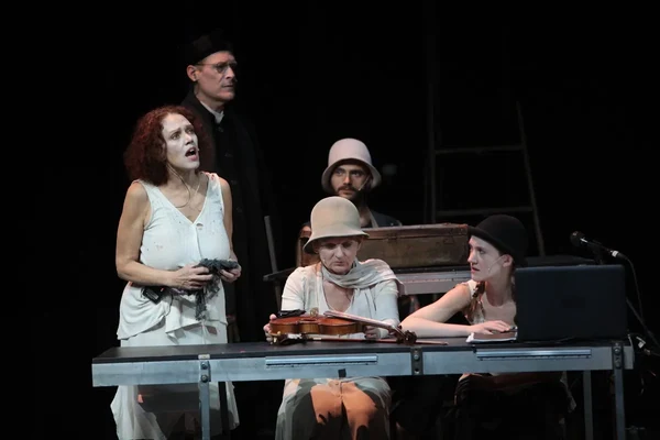 Postdramatisches Theater