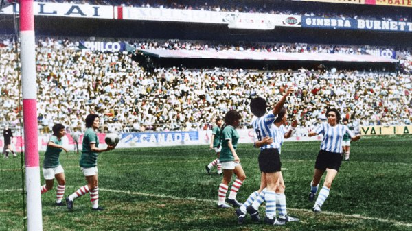 Copa 1971: Riesiges Fußballspektakel Copa 1971: Riesiges Fußballspektakel