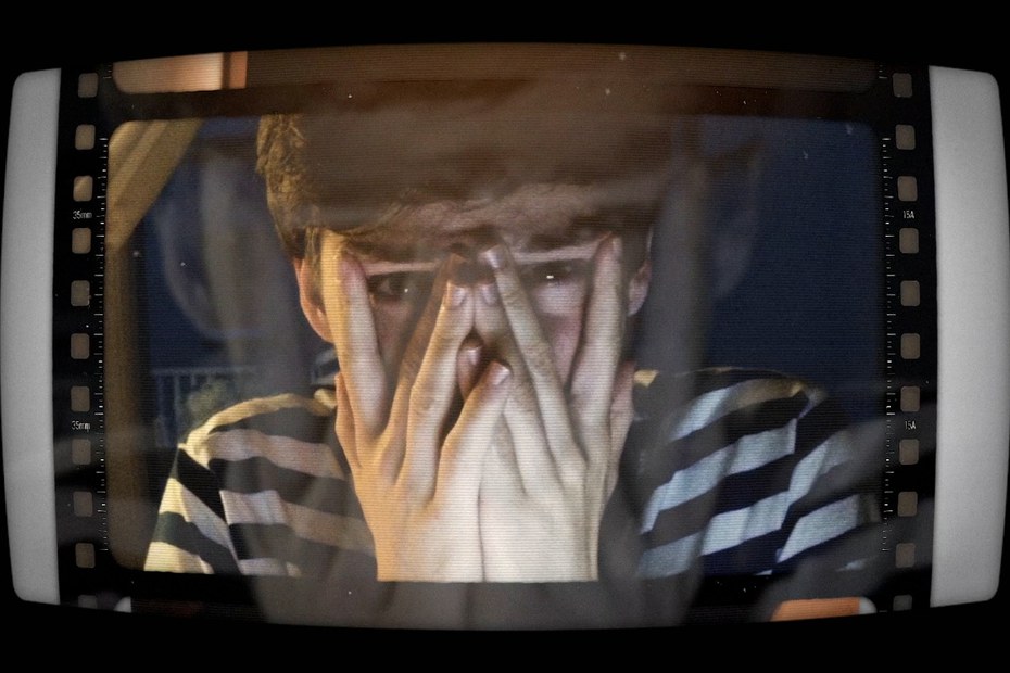 Filmstill aus „Good Enough Parents“